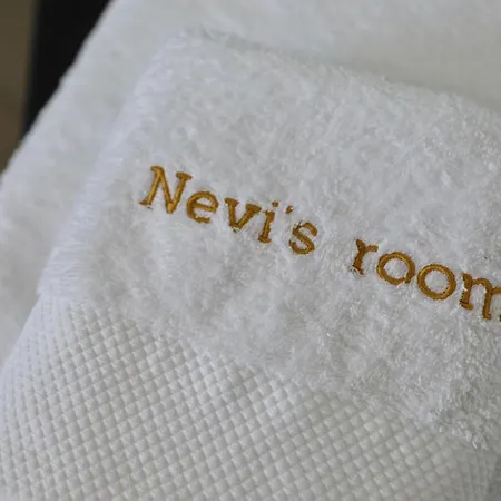 Nevi's *